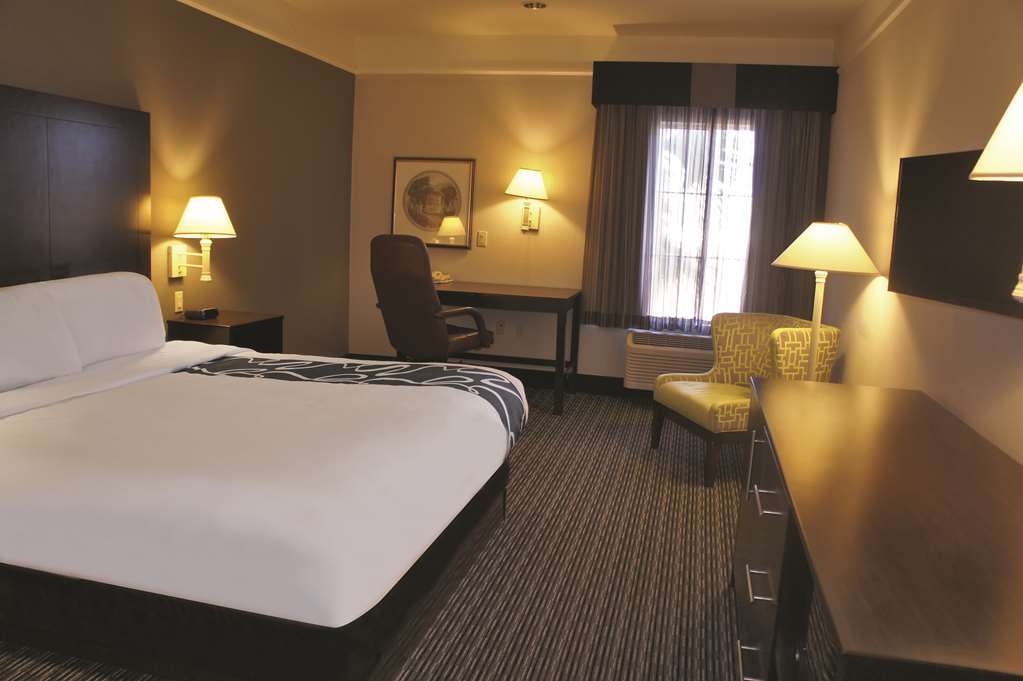 La Quinta By Wyndham Beaumont West Otel Oda fotoğraf