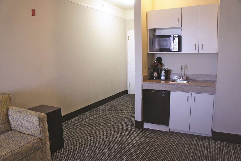 La Quinta By Wyndham Beaumont West Otel Oda fotoğraf